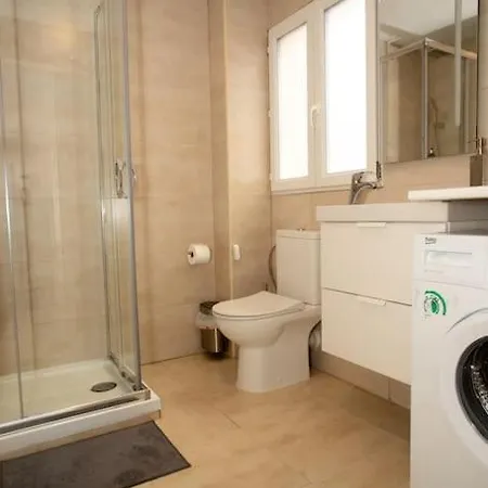 Apartamento Acogedor Frente A Torres De Serrano *